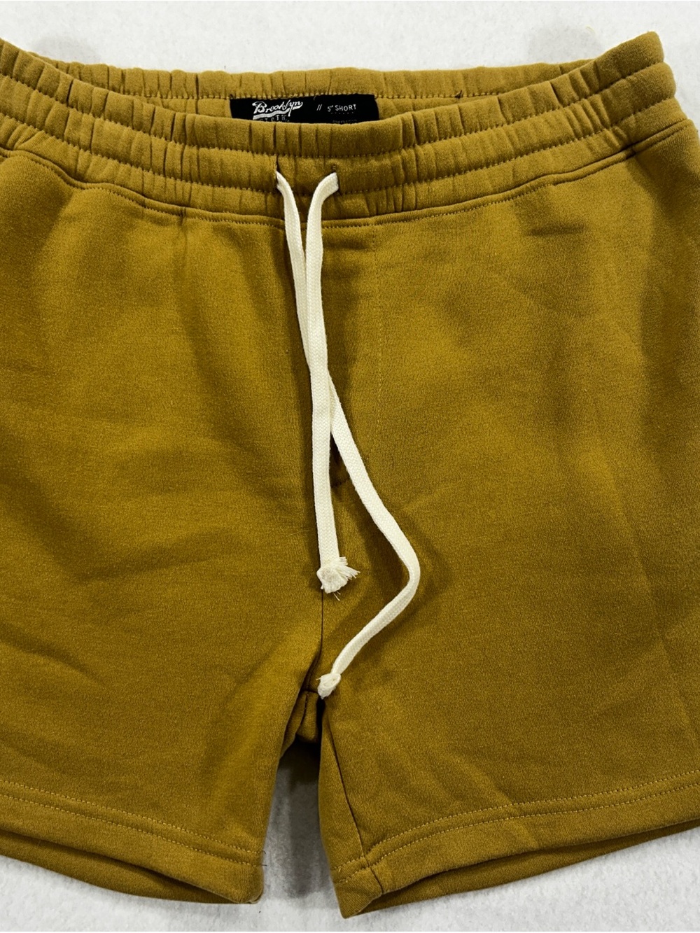 Brooklyn Cloth Men's 5" Fleece Shorts Mustard Gold Size M Drawstring soft